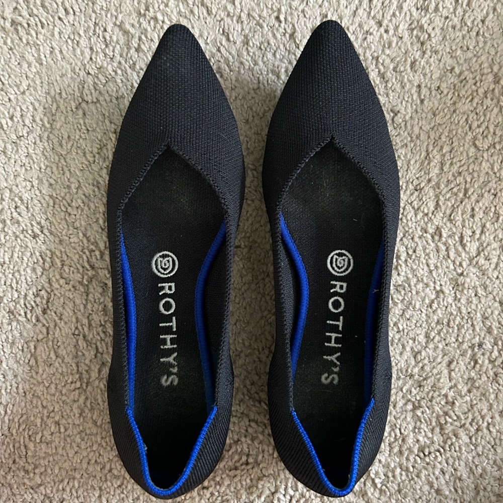 the point Rothy’s flats black size 8